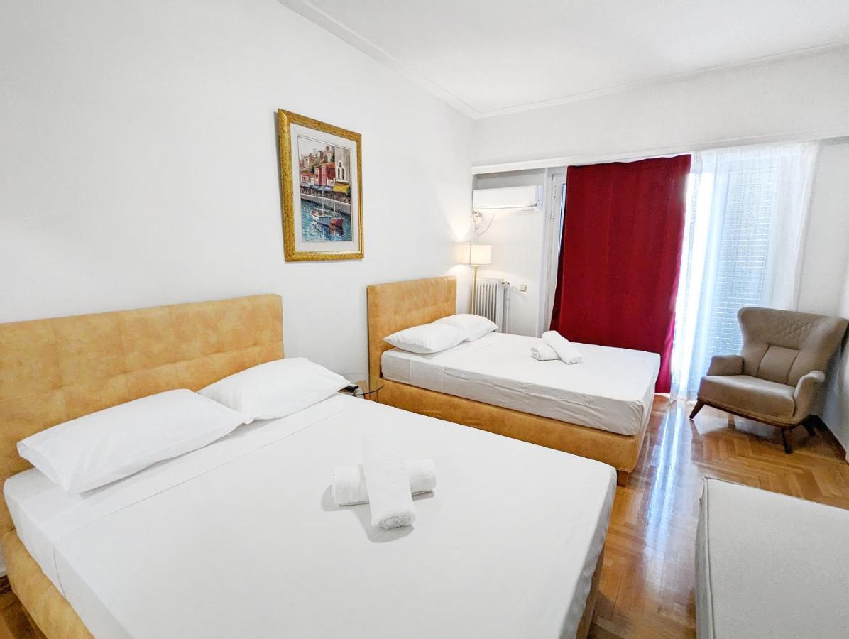 Victroria Grand Palace Apartment เอเธนส์ ภายนอก รูปภาพ