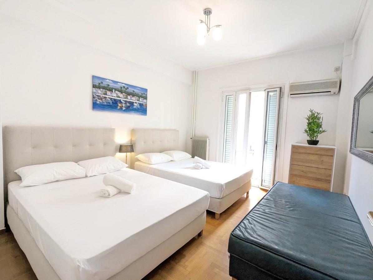 Victroria Grand Palace Apartment เอเธนส์ ภายนอก รูปภาพ