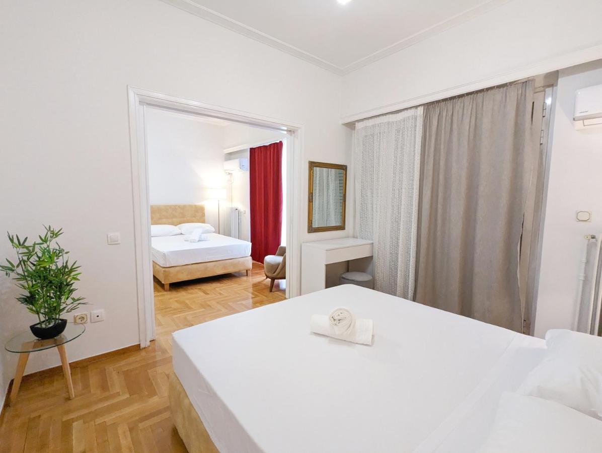 Victroria Grand Palace Apartment เอเธนส์ ภายนอก รูปภาพ